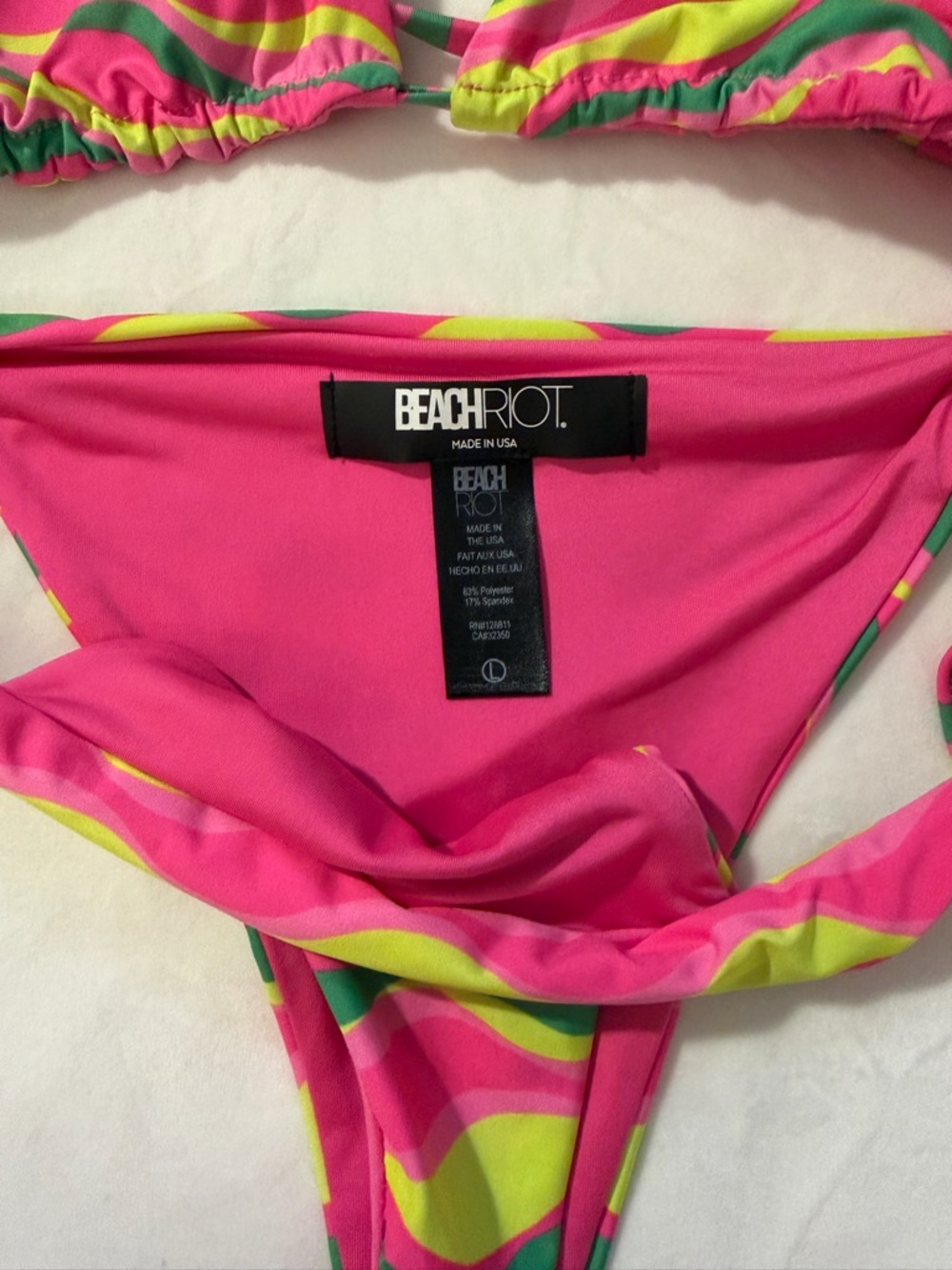 Beach Riot bikini set - Picture 2 of 9